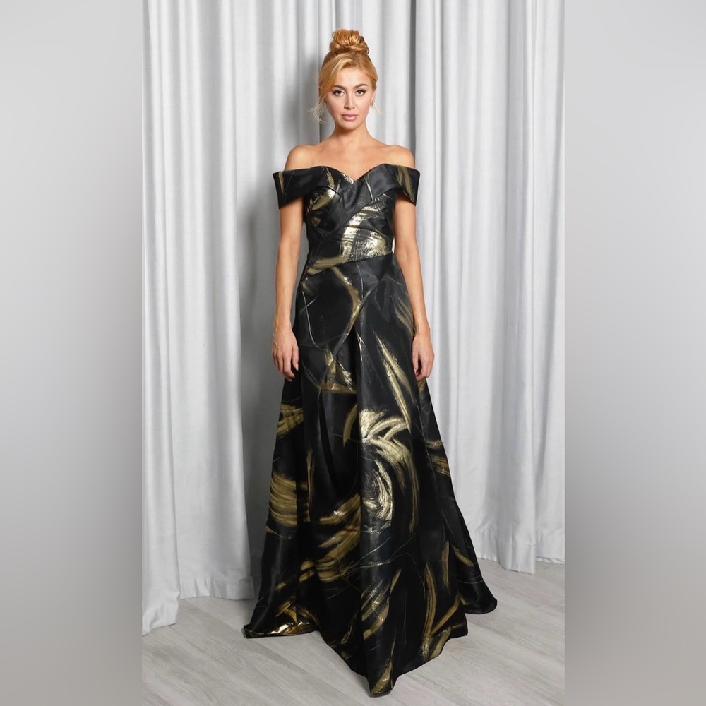 Rene Ruiz Strapless Black and Gold Dress
